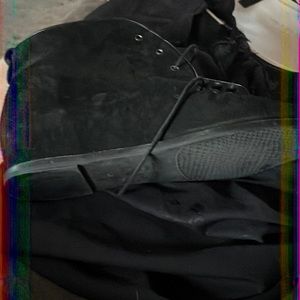 Authentic Stuart Weizmann laced booties